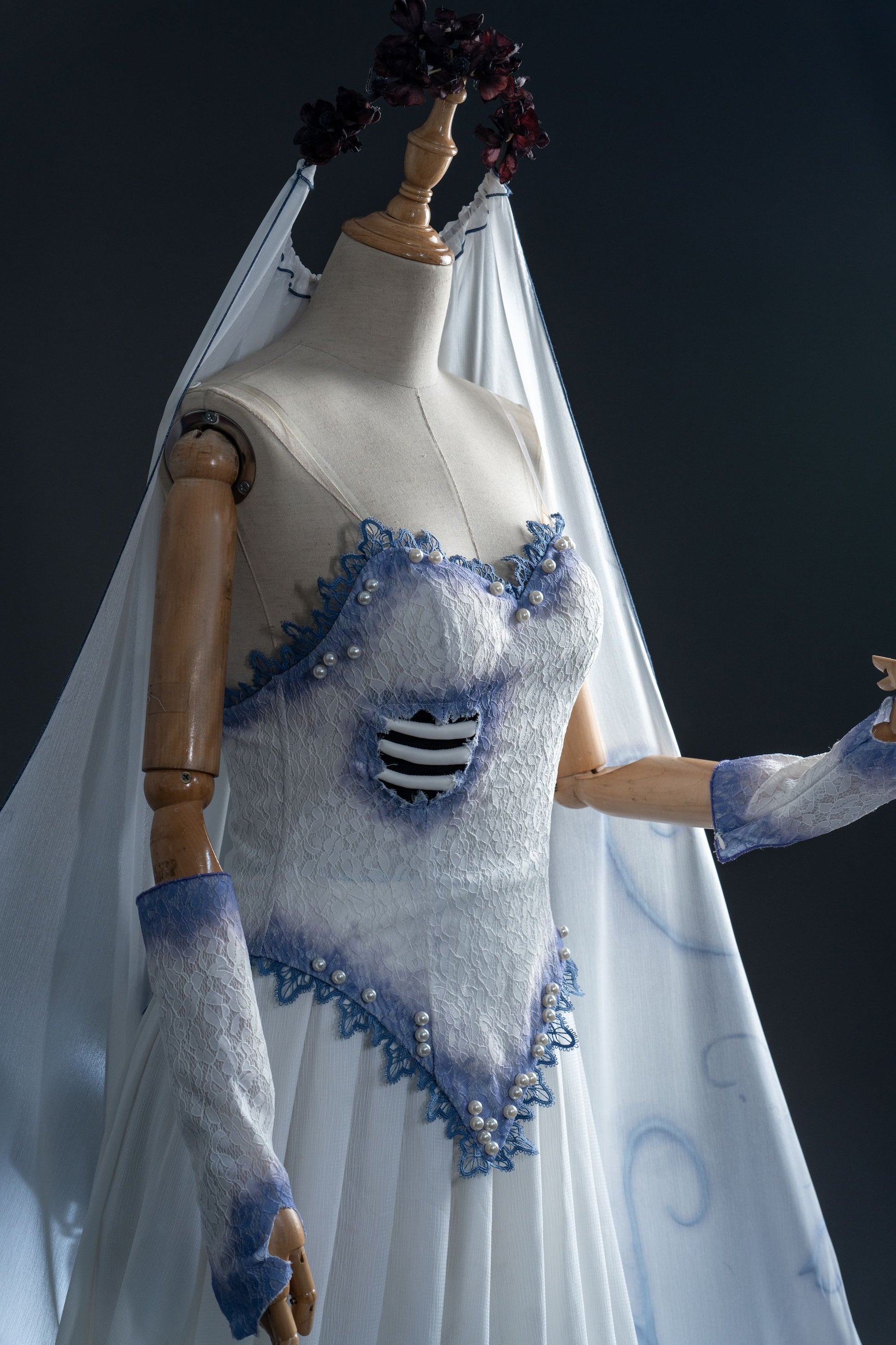 Costume de cosplay de la robe d'Emily